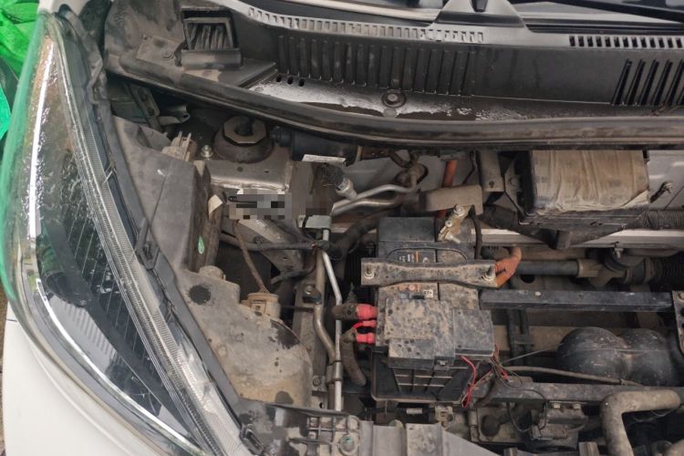 Used Chery QQ Little Ant 2021 200 000 Yuan "Ant Fan" Edition Energized Version NMC Lithium Battery 301 km Engine Bay Right