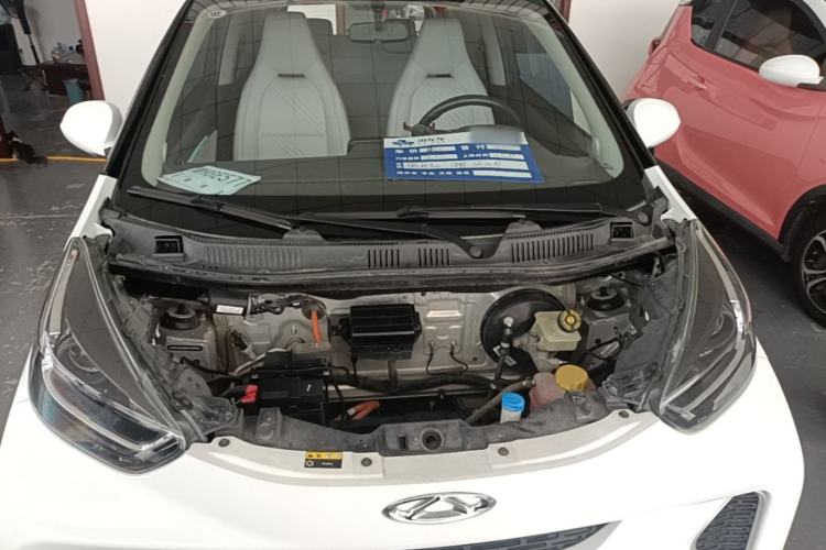 Used Chery QQ Little Ant 2021 200 000-Yuan Ant Fan Edition Talent Version NMC Battery 301 km Engine Bay