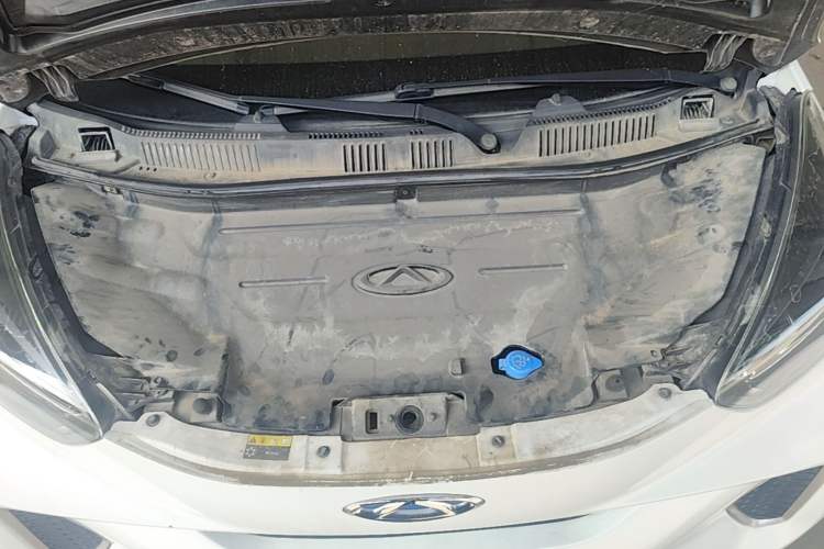 Used Chery QQ Little Ant 2021 150 000 Yuan "Ant Fan" Edition Ant Cool Version with Ternary Lithium Engine Bay