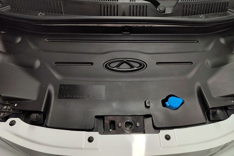 Used Chery QQ Little Ant 2021 150 000 Yuan Ant Fan Edition Ant Stylish Version Lithium-Ion Battery Engine Bay