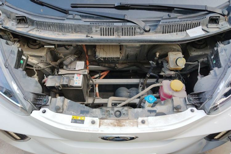 Used Chery QQ Little Ant 2021 150 000 Yuan "Ant Fan" Edition New Ant Xuan Version Lithium-NMC Battery Engine Bay