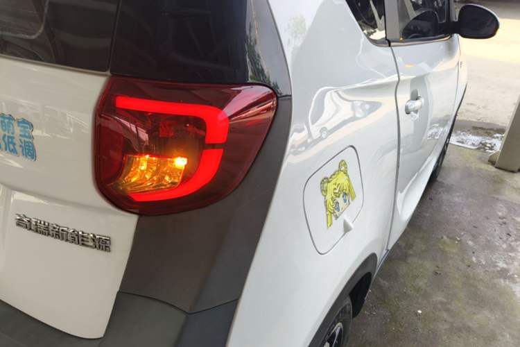 Used Chery QQ Little Ant 2021 200 000-Yuan Ant Fan Edition Oxygen Version Lithium Iron Phosphate 301 km Exterior 3