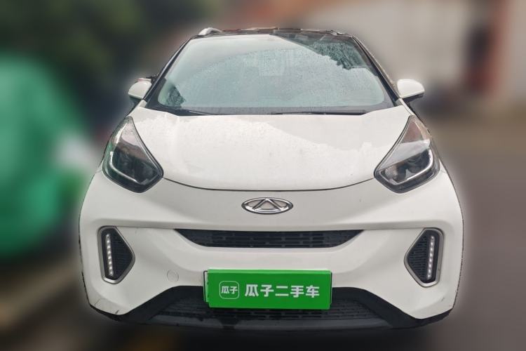 Used Chery QQ Little Ant 2021 200 000 Yuan "Ant Fan" Edition Energized Version NMC Lithium Battery 301 km Front