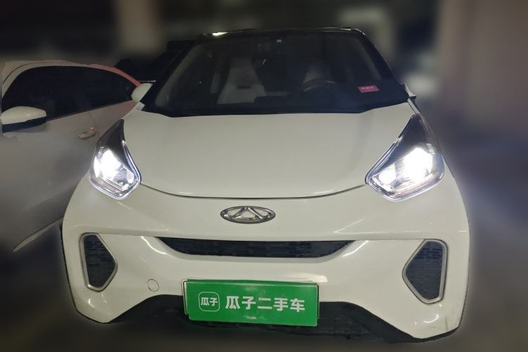 Used Chery QQ Little Ant 2021 200 000-Yuan Ant Fan Edition Oxygen Version Lithium-Ion Battery 301 km Front
