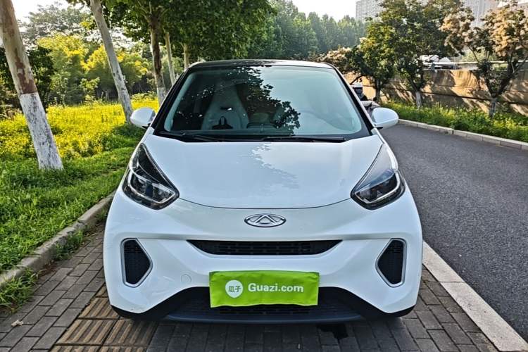Used Chery QQ Little Ant 2021 200 000-Yuan Ant Fan Edition Talent Version NMC Battery 301 km Front