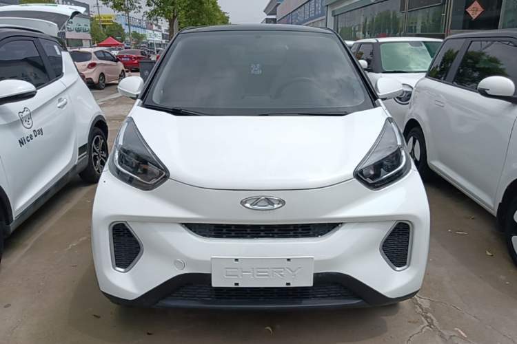Used Chery QQ Little Ant 2021 200 000-Yuan Ant Fan Edition Energized Version Lithium Iron Phosphate 301 km Front