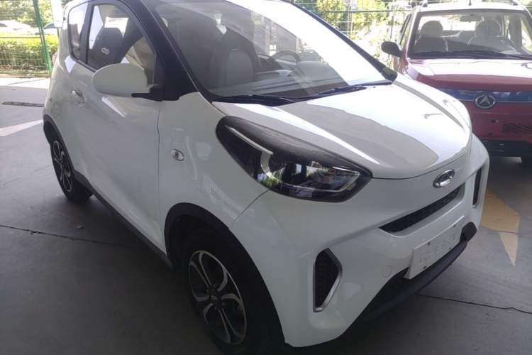 Used Chery QQ Little Ant 2021 150 000 Yuan Ant Fan Edition New Ant Cool Version Lithium Iron Phosphate Front Right 45 Deg