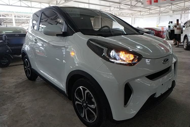 Used Chery QQ Little Ant 2021 150 000 Yuan Ant Fan Edition Ant Trend Version Lithium Iron Phosphate Front Right 45 Deg
