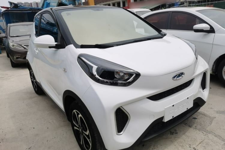 Used Chery QQ Little Ant 2021 150 000 Yuan "Ant Fan" Edition Ant Cool Version with Ternary Lithium Front Right 45 Deg