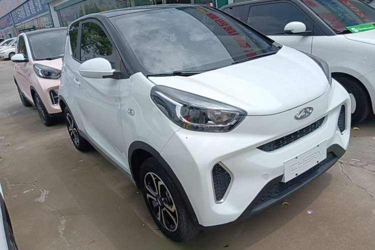 Used Chery QQ Little Ant 2021 200 000-Yuan Ant Fan Edition Energized Version Lithium Iron Phosphate 301 km Front Right 45 Deg
