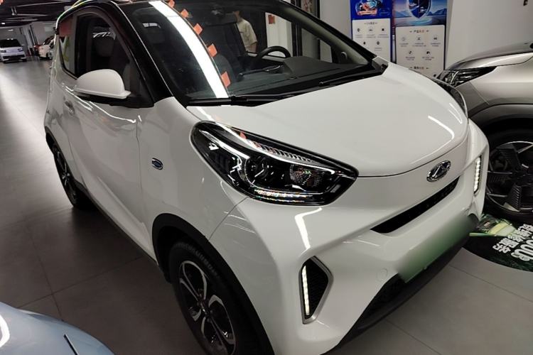 Used Chery QQ Little Ant 2021 150 000 Yuan Ant Fan Edition Ant Stylish Version Lithium-Ion Battery Front Right 45 Deg