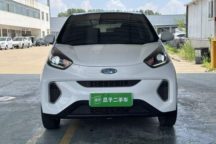 Used Chery QQ Little Ant 2021 150 000 Yuan "Ant Fan" Edition New Ant Cool Version Lithium-Ion Battery Front