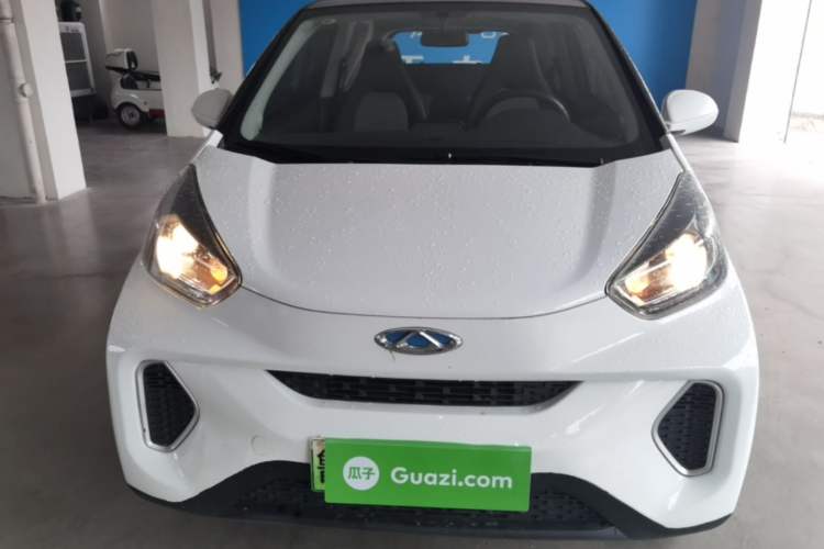 Used Chery QQ Little Ant 2021 150 000 Yuan Ant Fan Edition Ant Trend Version Lithium-Ion Battery Front