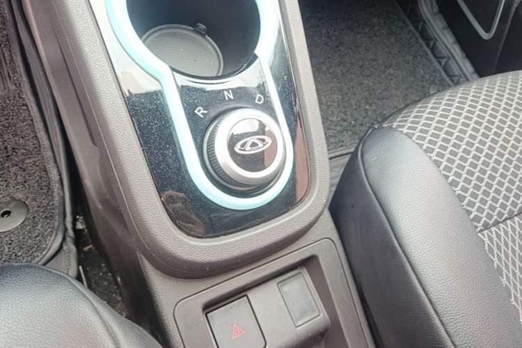 Used Chery QQ Little Ant 2021 150 000 Yuan Ant Fan Edition Ant Cool Version Lithium Iron Phosphate Gear Lever