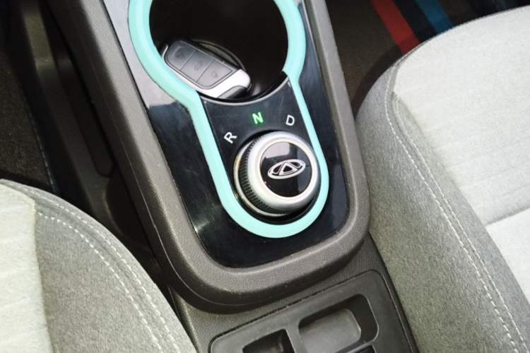 Used Chery QQ Little Ant 2021 150 000 Yuan "Ant Fan" Edition New Ant Cool Version Lithium-Ion Battery Gear Lever