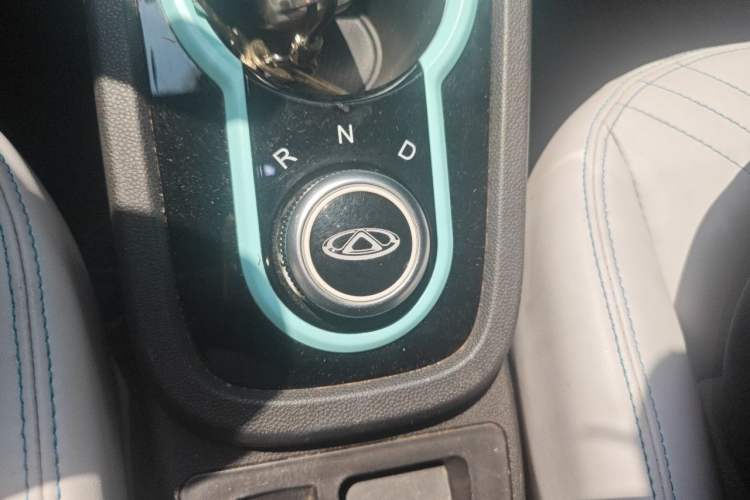 Used Chery QQ Little Ant 2021 200 000-Yuan Ant Fan Edition Oxygen Version Lithium Iron Phosphate 301 km Gear Lever