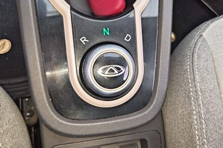 Used Chery QQ Little Ant 2021 200 000-Yuan Ant Fan Edition Energetic Version NMC Lithium Battery 301 km Gear Lever