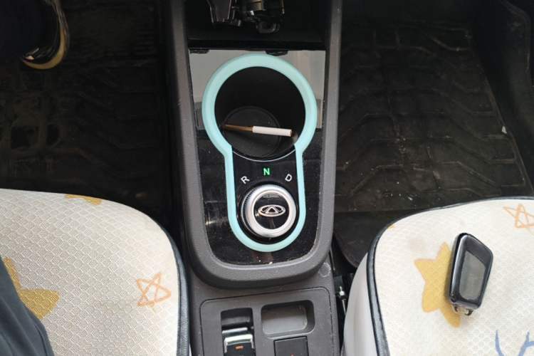 Used Chery QQ Little Ant 2021 200 000-Yuan Ant Fan Edition Oxygen Version Lithium Iron Phosphate 301 km Gear Lever