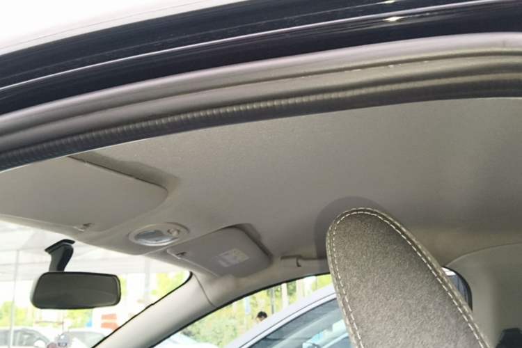 Used Chery QQ Little Ant 2021 150 000 Yuan "Ant Fan" Edition New Ant Cool Version Lithium-Ion Battery Headliner