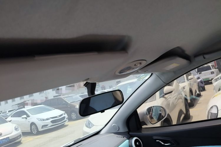 Used Chery QQ Little Ant 2021 150 000 Yuan Ant Fan Edition Ant Trend Version Lithium-Ion Battery Headliner