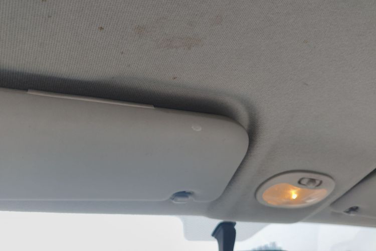 Used Chery QQ Little Ant 2021 150 000 Yuan Ant Fan Edition Ant Trend Version Lithium-Ion Battery Headliner
