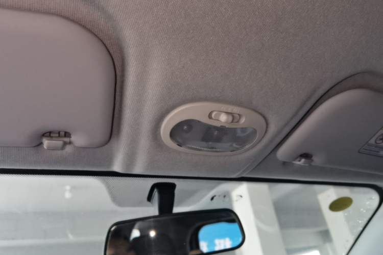 Used Chery QQ Little Ant 2021 150 000 Yuan Ant Fan Edition Ant Trend Version Lithium-Ion Battery Headliner
