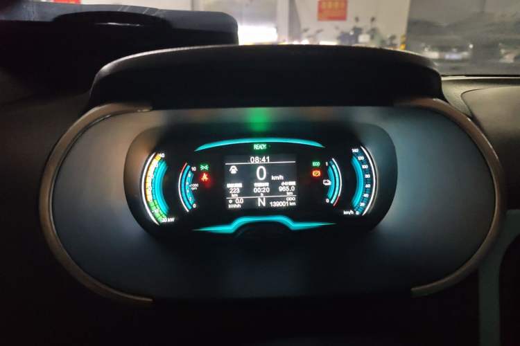 Used Chery QQ Little Ant 2021 200 000-Yuan Ant Fan Edition Oxygen Version Lithium-Ion Battery 301 km Instrument Cluster