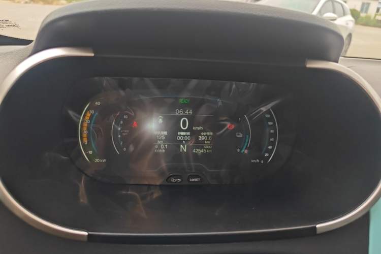 Used Chery QQ Little Ant 2021 150 000 Yuan Ant Fan Edition New Ant Cool Version Lithium Iron Phosphate Instrument Cluster