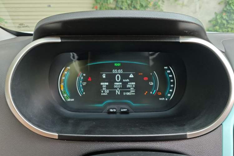 Used Chery QQ Little Ant 2021 200 000-Yuan Ant Fan Edition Talent Version NMC Battery 301 km Instrument Cluster