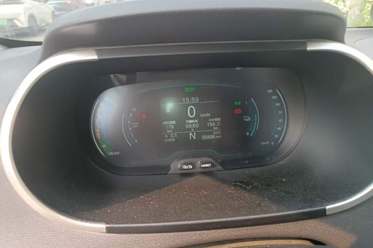 Used Chery QQ Little Ant 2021 200 000-Yuan Ant Fan Edition Talent Version NMC Battery 301 km Instrument Cluster