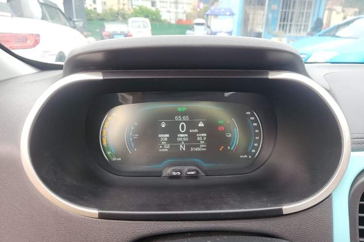 Used Chery QQ Little Ant 2021 200 000-Yuan Ant Fan Edition Talent Version NMC Battery 301 km Instrument Cluster