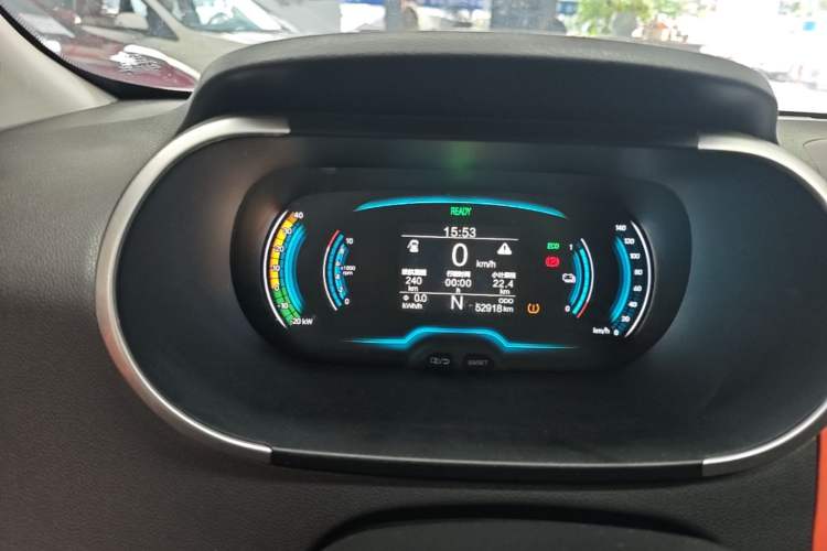 Used Chery QQ Little Ant 2021 200 000-Yuan Ant Fan Edition Energized Version Lithium Iron Phosphate 301 km Instrument Cluster