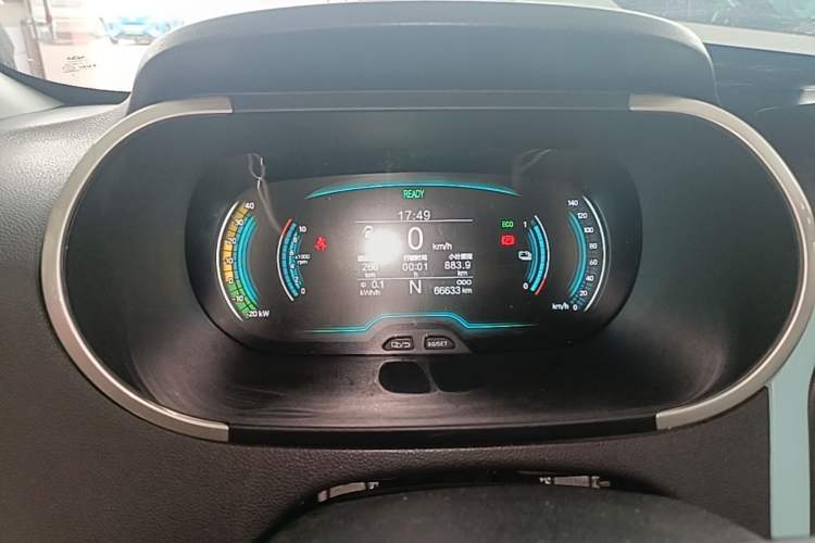 Used Chery QQ Little Ant 2021 200 000-Yuan Ant Fan Edition Talent Version NMC Battery 301 km Instrument Cluster
