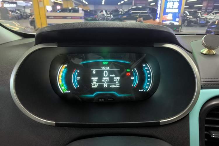 Used Chery QQ Little Ant 2021 150 000 Yuan "Ant Fan" Edition New Ant Cool Version Lithium-Ion Battery Instrument Cluster