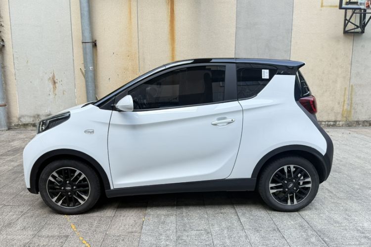 Used Chery QQ Little Ant 2021 200 000-Yuan Ant Fan Edition Oxygen Version Lithium Iron Phosphate 301 km Interior 3