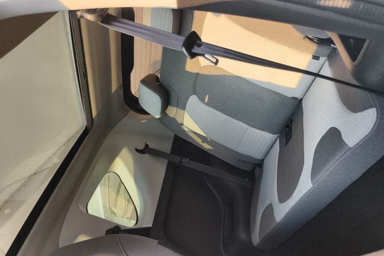 Used Chery QQ Little Ant 2021 150 000 Yuan "Ant Fan" Edition New Ant Xuan Version Lithium-NMC Battery Interior 4