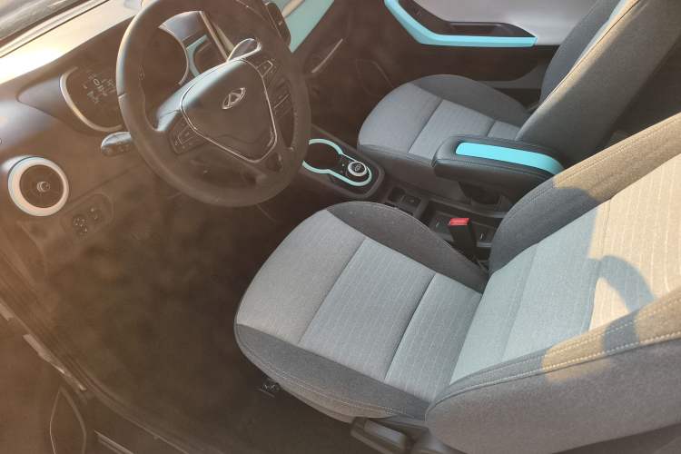 Used Chery QQ Little Ant 2021 150 000 Yuan "Ant Fan" Edition New Ant Xuan Version Lithium-NMC Battery Interior 6