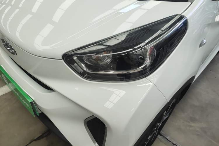 Used Chery QQ Little Ant 2021 200 000-Yuan Ant Fan Edition Talent Version NMC Battery 301 km Left Front Headlight