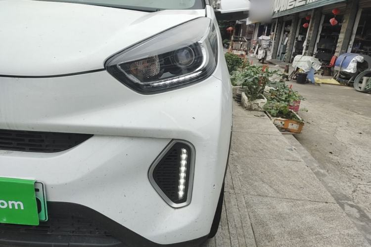 Used Chery QQ Little Ant 2021 150 000 Yuan Ant Fan Edition Ant Stylish Version Lithium-Ion Battery Left Front Headlight