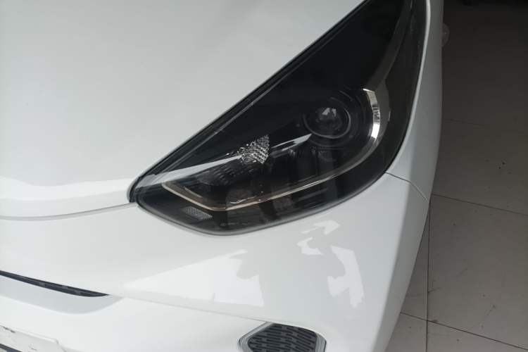 Used Chery QQ Little Ant 2021 150 000 Yuan "Ant Fan" Edition New Ant Xuan Version Lithium-NMC Battery Left Front Headlight