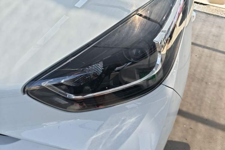 Used Chery QQ Little Ant 2021 200 000-Yuan Ant Fan Edition Energetic Version NMC Lithium Battery 301 km Left Front Headlight