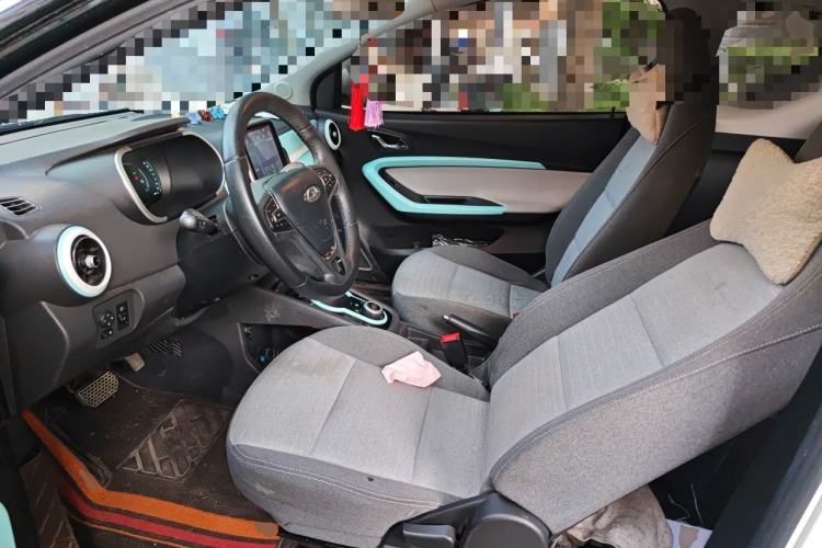 Used Chery QQ Little Ant 2021 150 000 Yuan "Ant Fan" Edition New Ant Cool Version Lithium-Ion Battery Left Front Seat