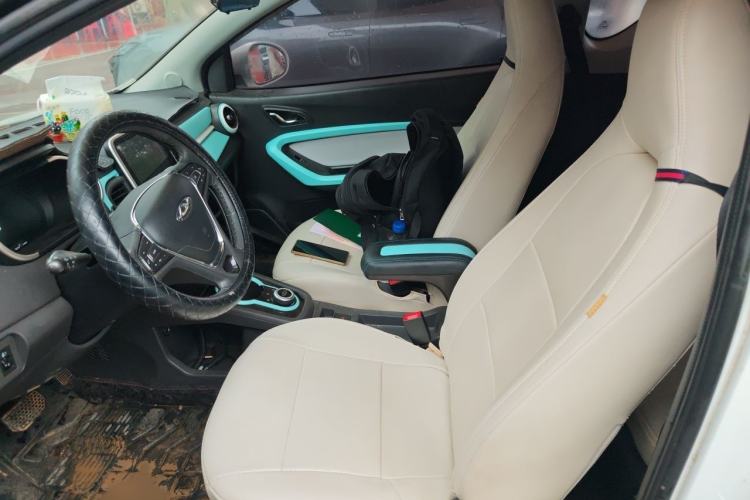 Used Chery QQ Little Ant 2021 150 000 Yuan "Ant Fan" Edition New Ant Cool Version Lithium-Ion Battery Left Front Seat