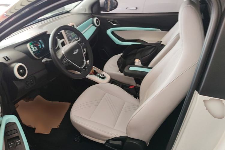 Used Chery QQ Little Ant 2021 200 000 Yuan Ant Fan Edition Energized Version NMC Lithium Battery 408 km Left Front Seat