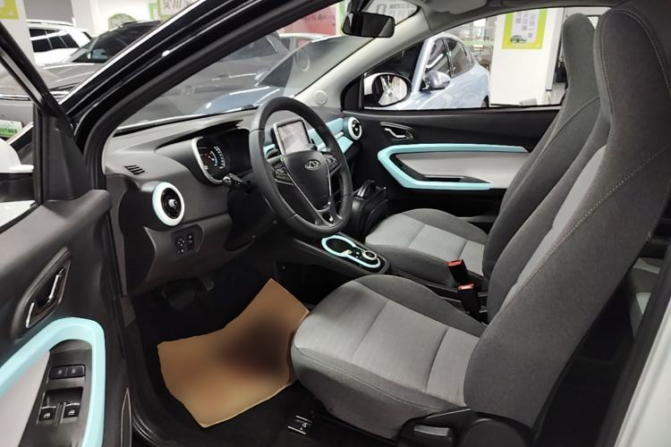 Used Chery QQ Little Ant 2021 150 000 Yuan Ant Fan Edition Ant Stylish Version Lithium-Ion Battery Left Front Seat