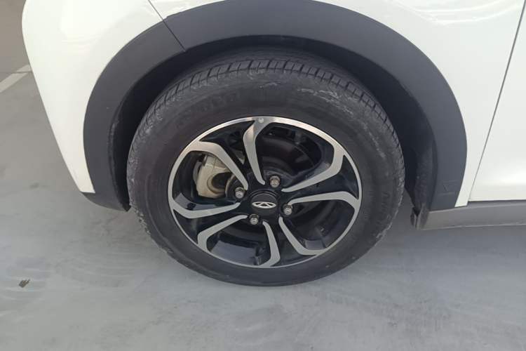Used Chery QQ Little Ant 2021 Revised Version 150 000 Yuan Ant Fan Edition New Ant Cool Edition Lithium Iron Phosphate Left Front Wheel Hub