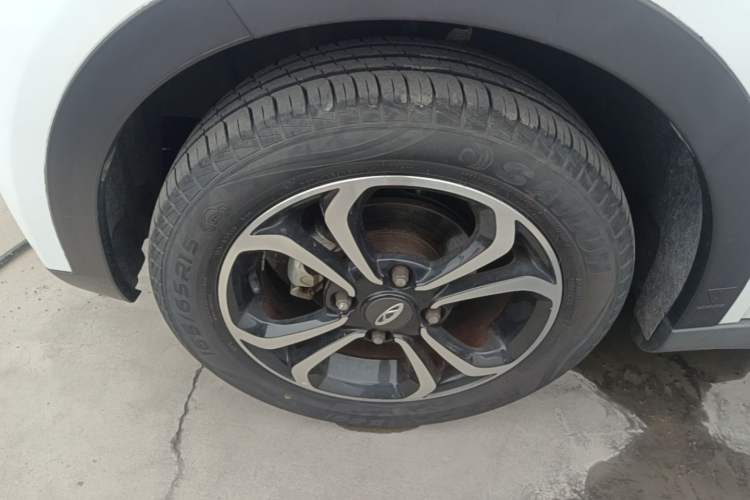 Used Chery QQ Little Ant 2021 150 000 Yuan Ant Fan Edition Ant Cool Version Lithium Iron Phosphate Left Front Wheel Hub