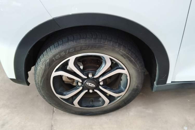 Used Chery QQ Little Ant 2021 150 000 Yuan "Ant Fan" Edition New Ant Cool Version Lithium-Ion Battery Left Front Wheel Hub
