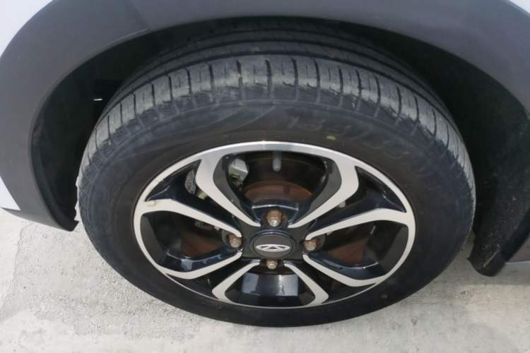 Used Chery QQ Little Ant 2021 150 000 Yuan "Ant Fan" Edition Ant Cool Version with Ternary Lithium Left Front Wheel Hub