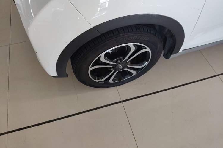 Used Chery QQ Little Ant 2021 150 000 Yuan Ant Fan Edition Ant Cool Version Lithium Iron Phosphate Left Front Wheel Hub